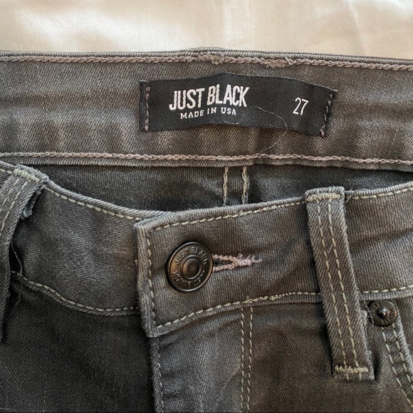 Gray Mid-Waist Skinny Jeans - Picture 3 of 4